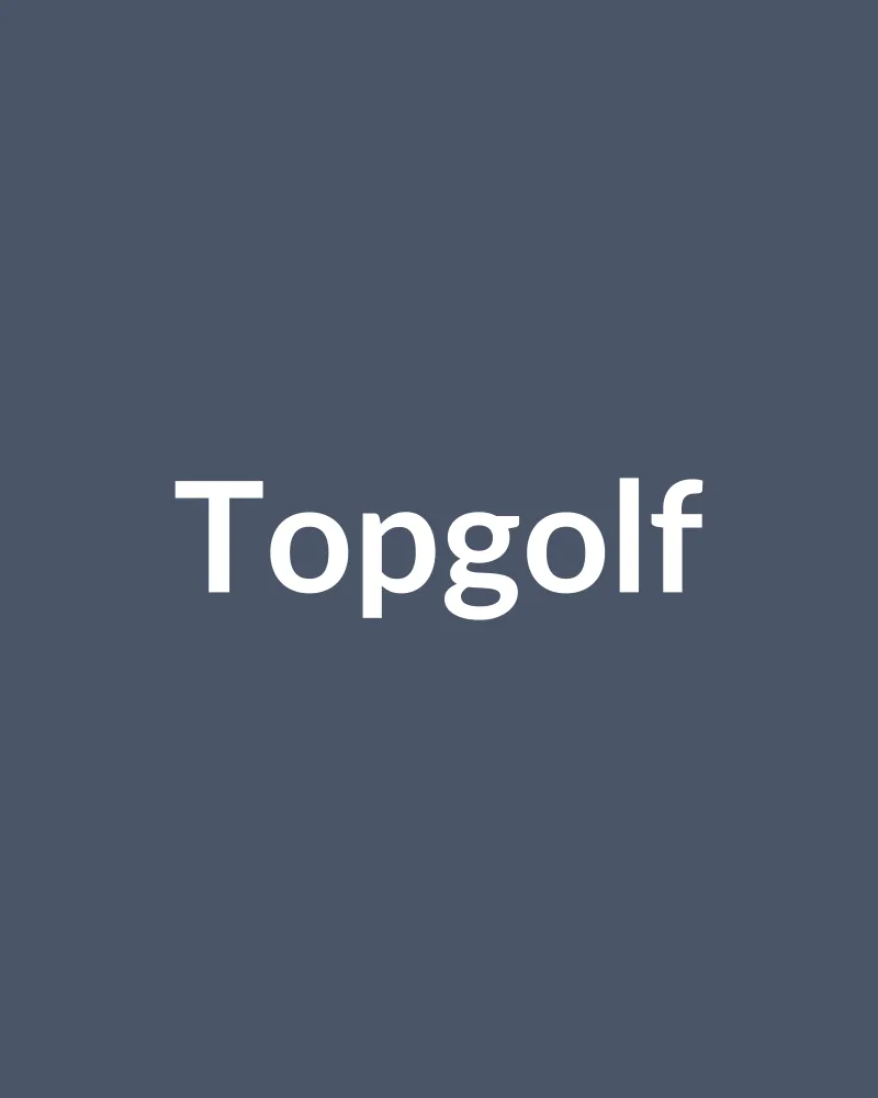 Jugador de Topgolf en acción